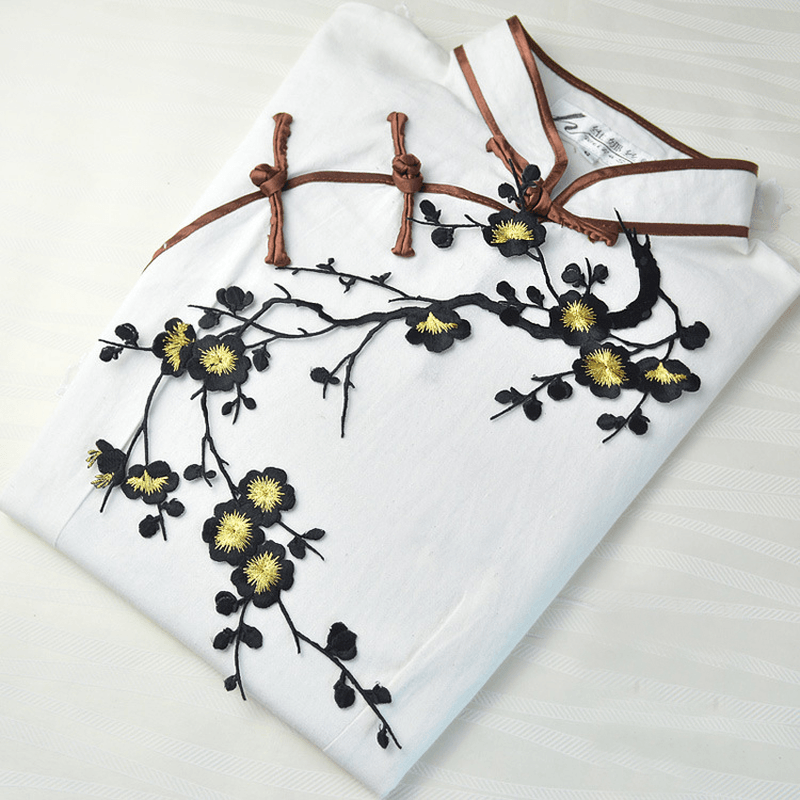 Plum Blossom Flower Applique Clothing Embroidery Patch Fabric Sticker Iron on Patch Sewing Repair