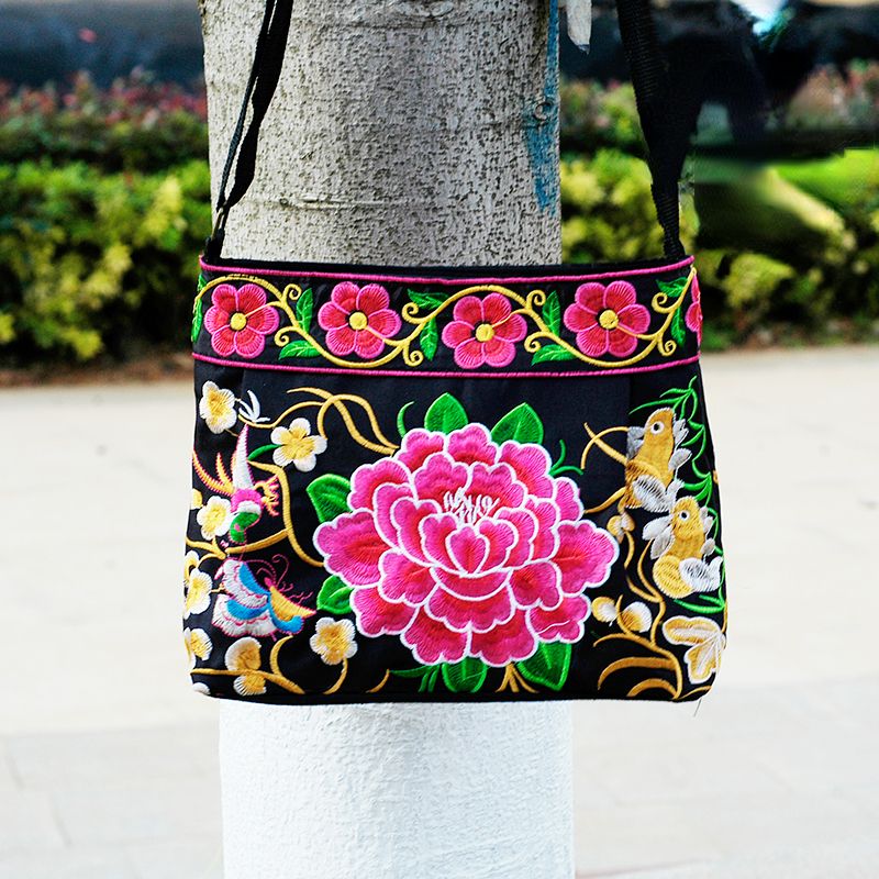 New Women's Bag Ethnic Style Embroidered Bag Embroidered Canvas Bag