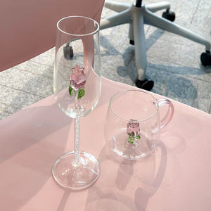 Calice a tazza ispirato alla rosa