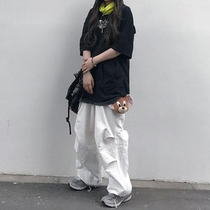 Pantalones estilo japonés con bolsillos grandes